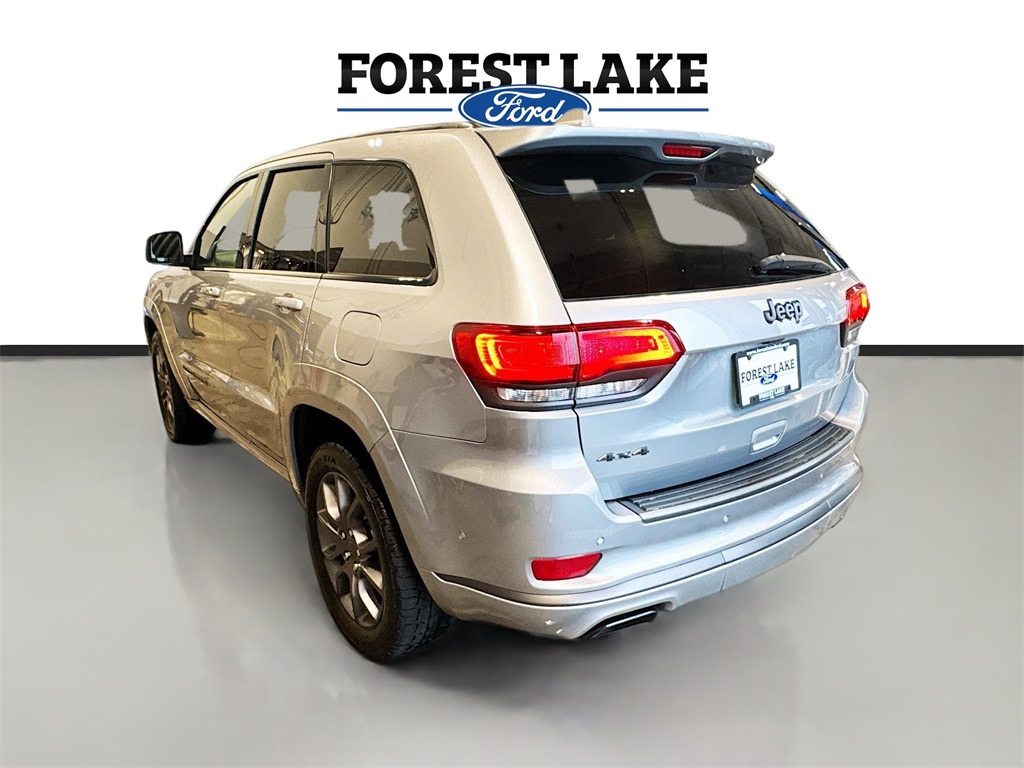 Vehicle image 7 of 32