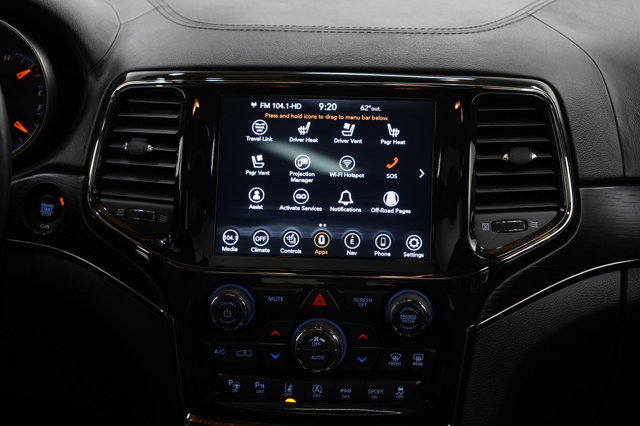 Vehicle image 14 of 31