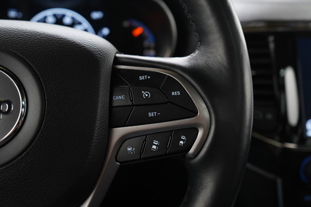 Vehicle image 27 of 31