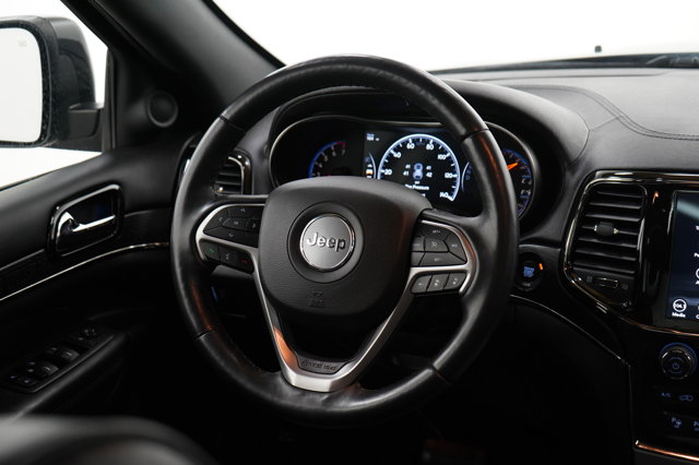 Vehicle image 13 of 31