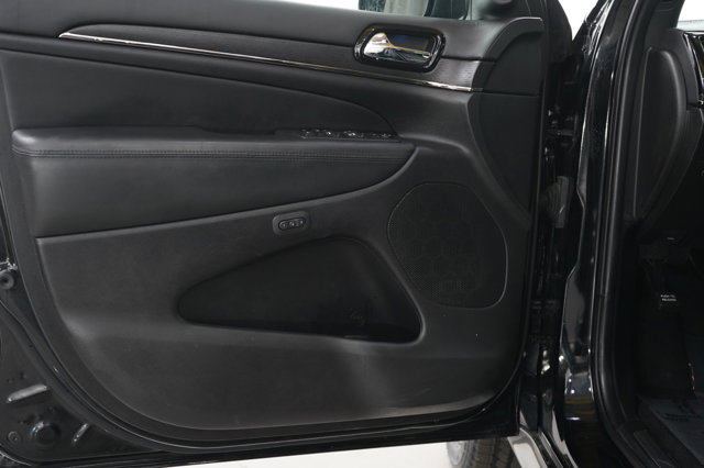 Vehicle image 18 of 31