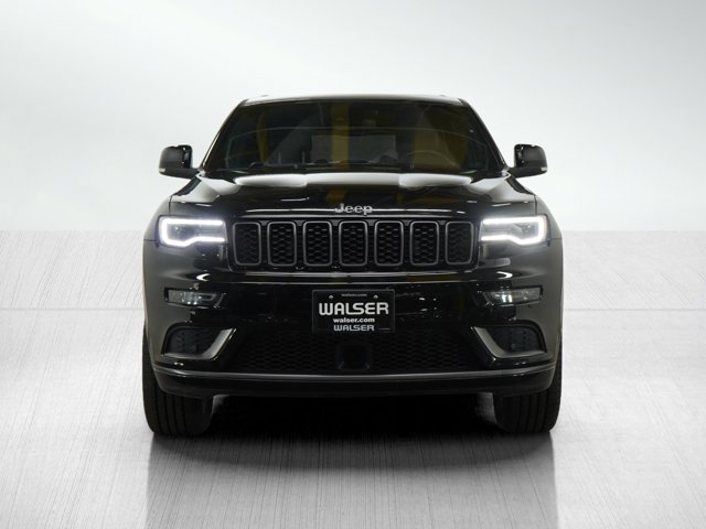 Vehicle image 2 of 31