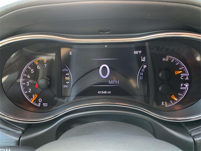 Vehicle image 17 of 31