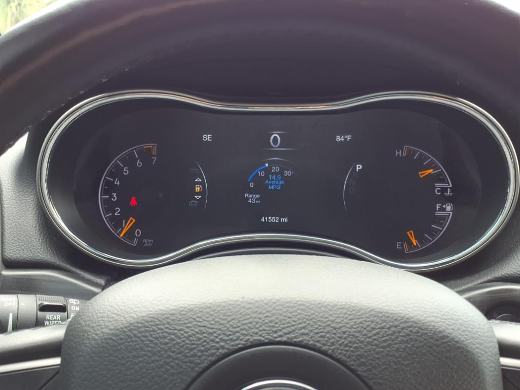 Vehicle image 18 of 30