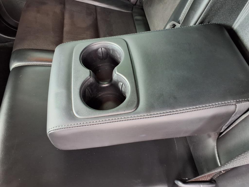 Vehicle image 23 of 30