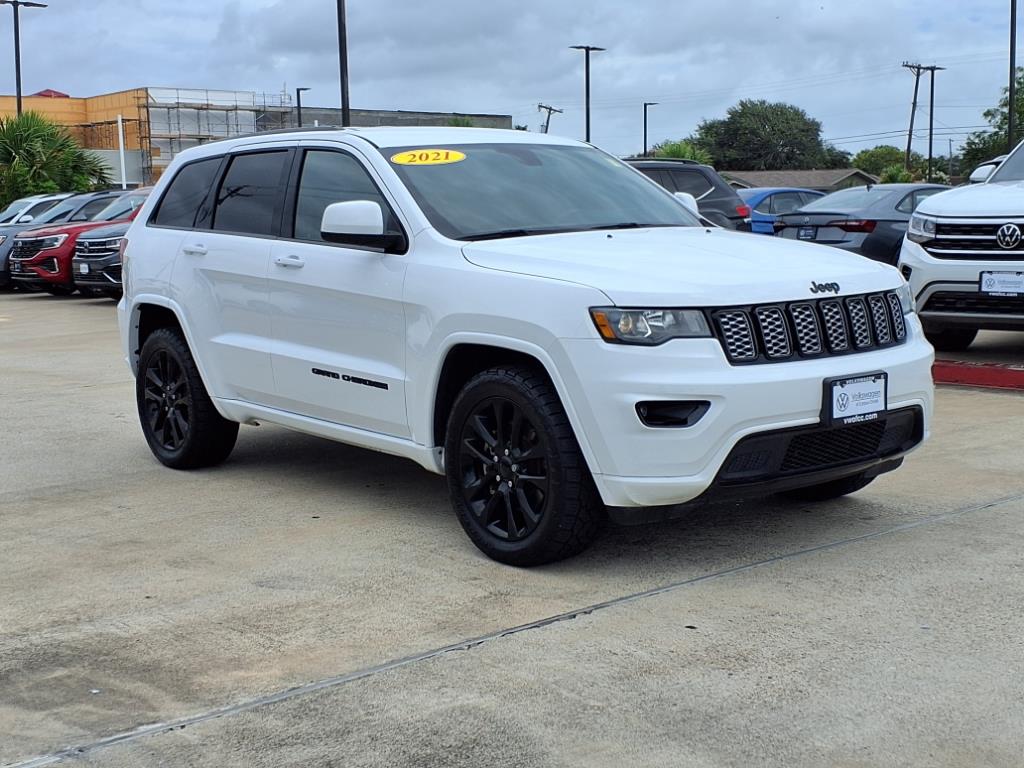 Vehicle image 3 of 30