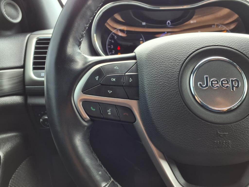 Vehicle image 16 of 30