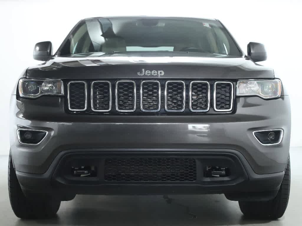 Vehicle image 3 of 46