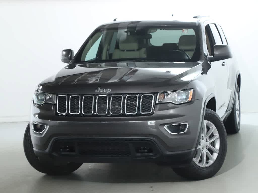 Vehicle image 4 of 46