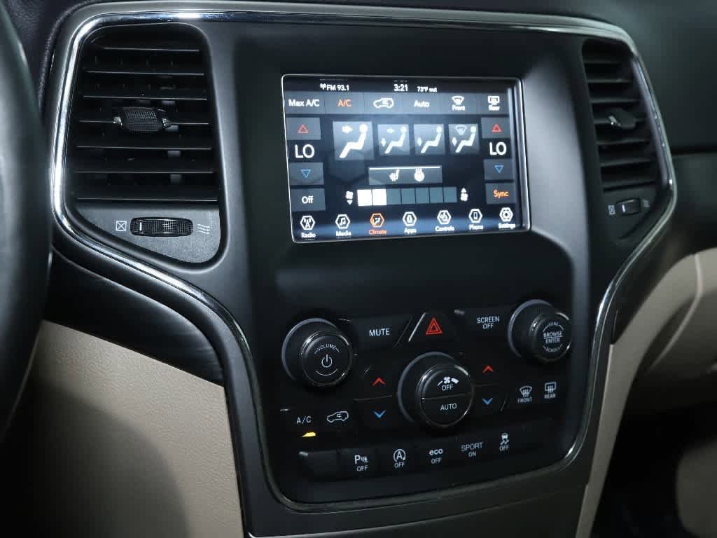 Vehicle image 31 of 46