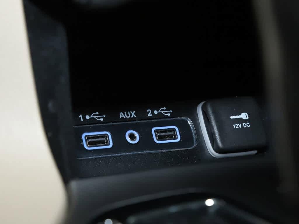 Vehicle image 29 of 46