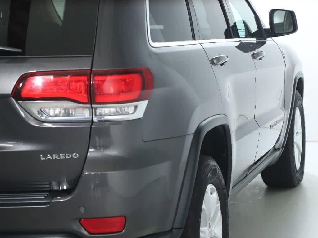 Vehicle image 44 of 46