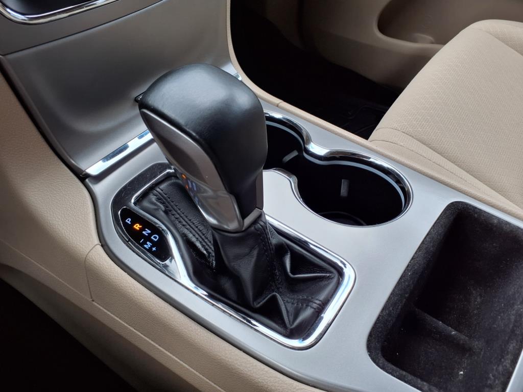 Vehicle image 18 of 18