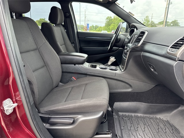 Vehicle image 15 of 24