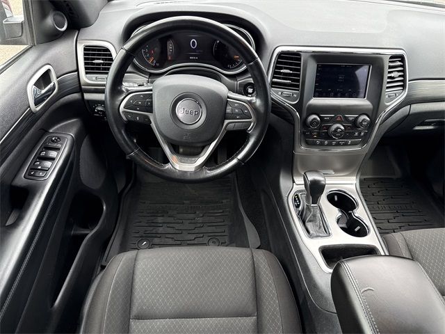 Vehicle image 12 of 24
