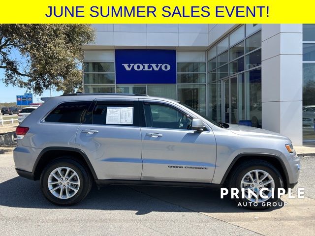 Vehicle image 4 of 34