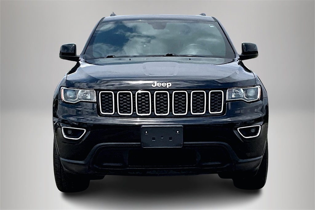 Vehicle image 2 of 34