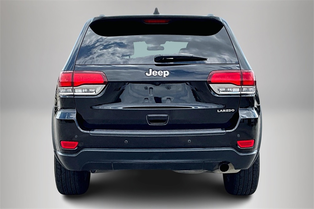 Vehicle image 5 of 34