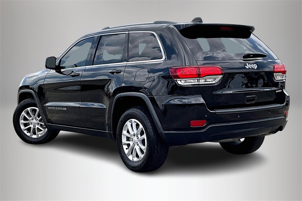 Vehicle image 6 of 34