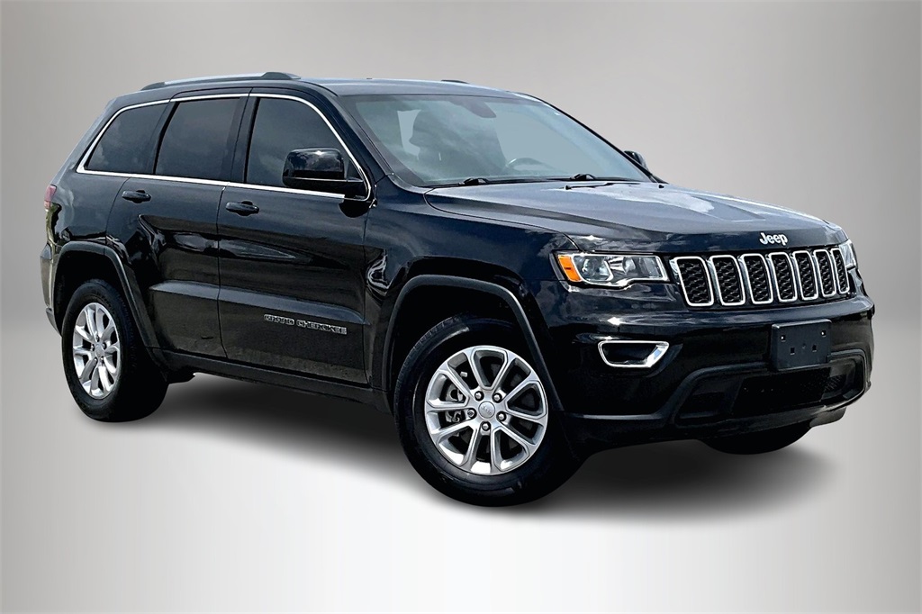 Vehicle image 3 of 34