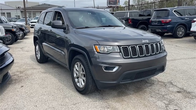 Vehicle image 3 of 28