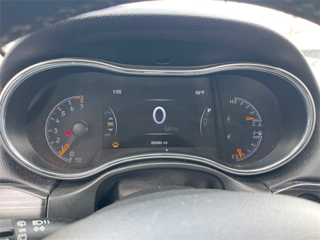 Vehicle image 15 of 28