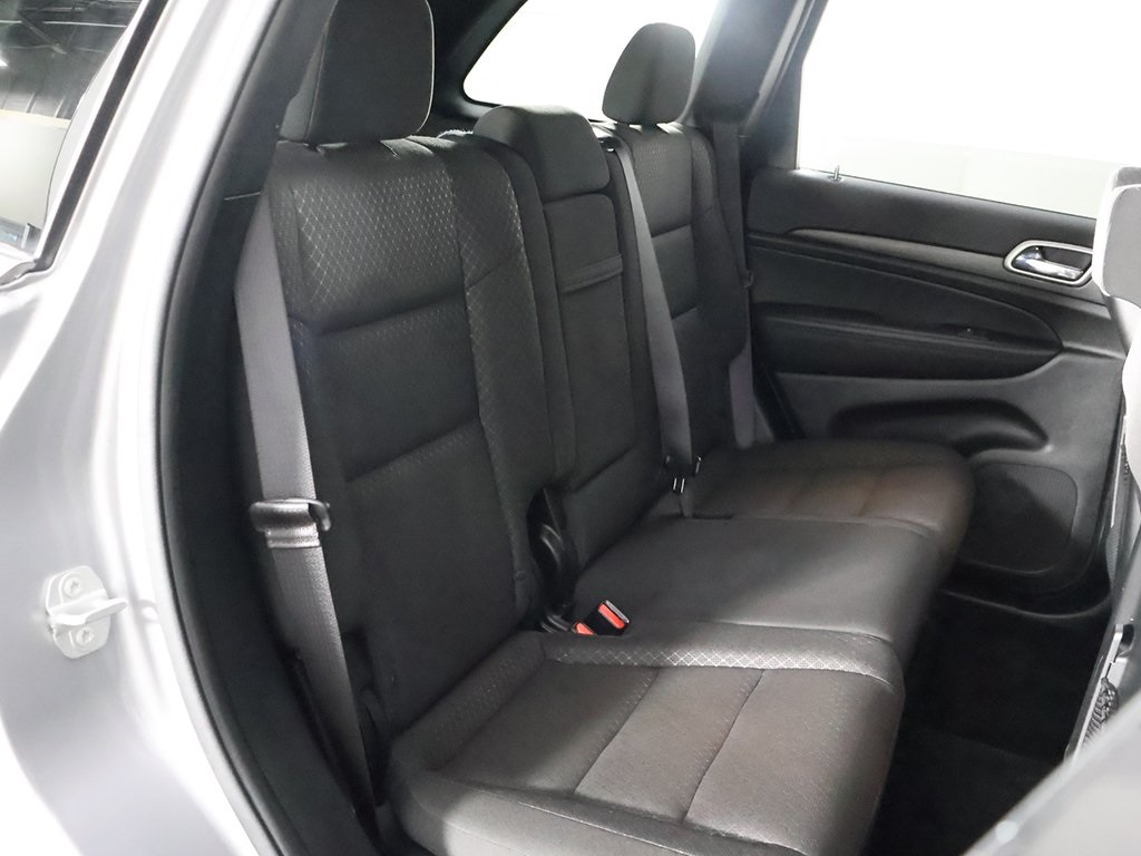 Vehicle image 29 of 52