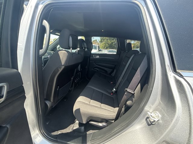 Vehicle image 10 of 29
