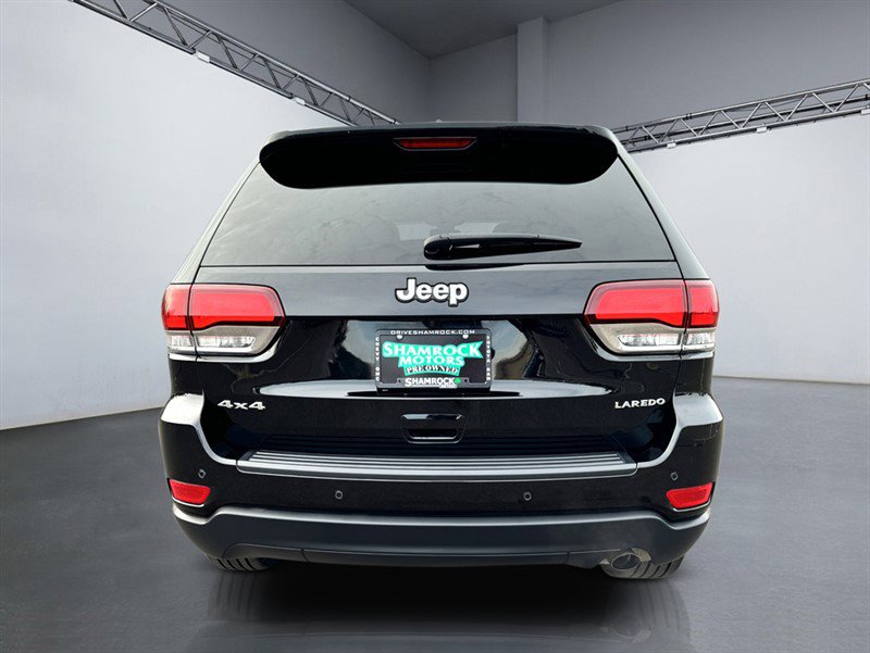 Vehicle image 5 of 21