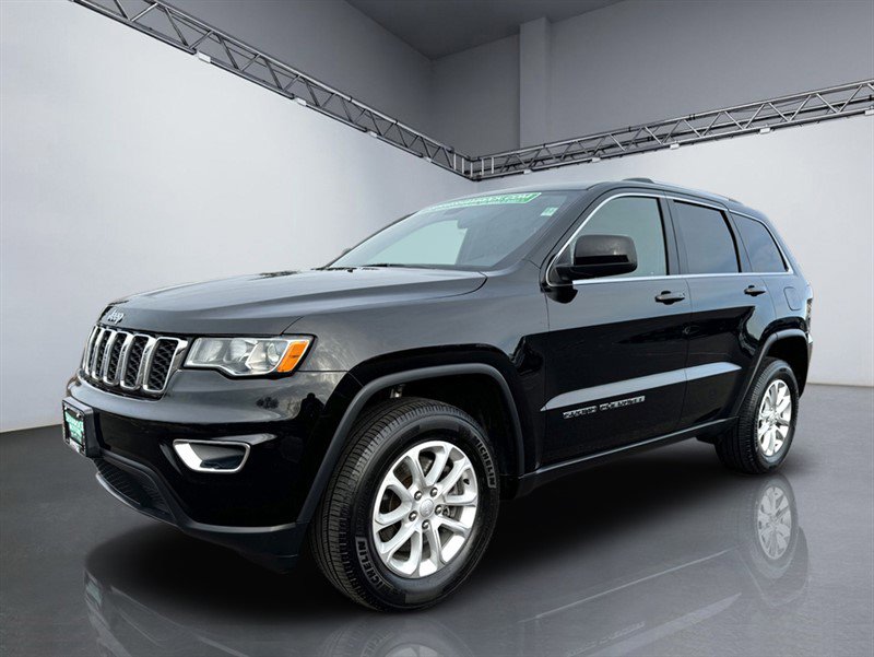 Vehicle image 9 of 21