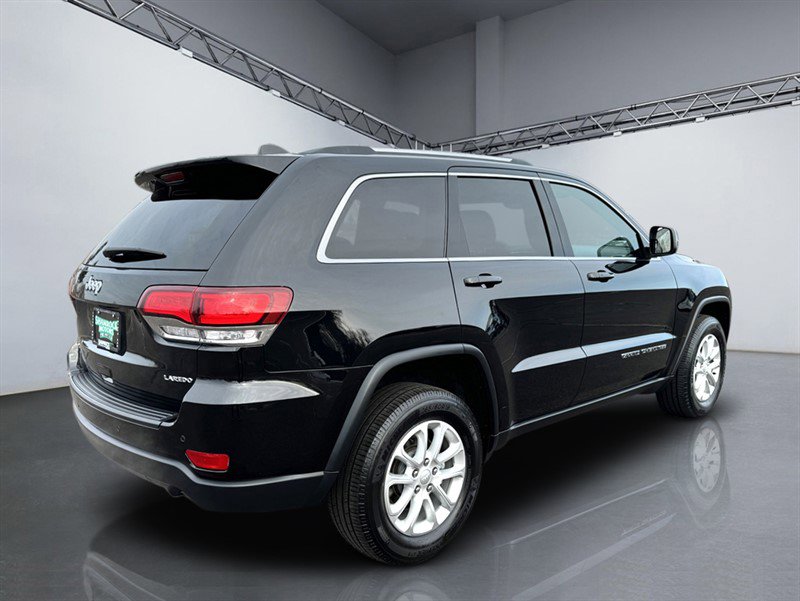 Vehicle image 6 of 21