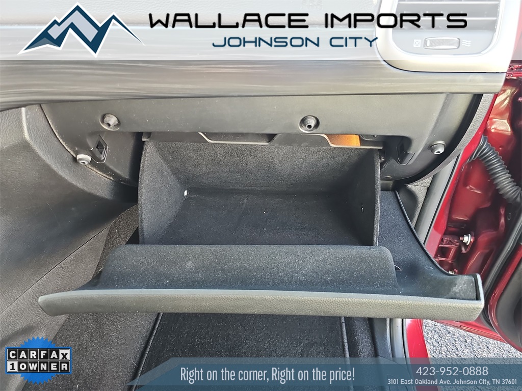 Vehicle image 43 of 45