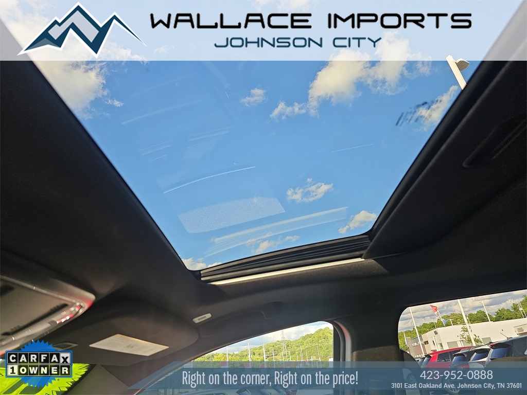 Vehicle image 11 of 45