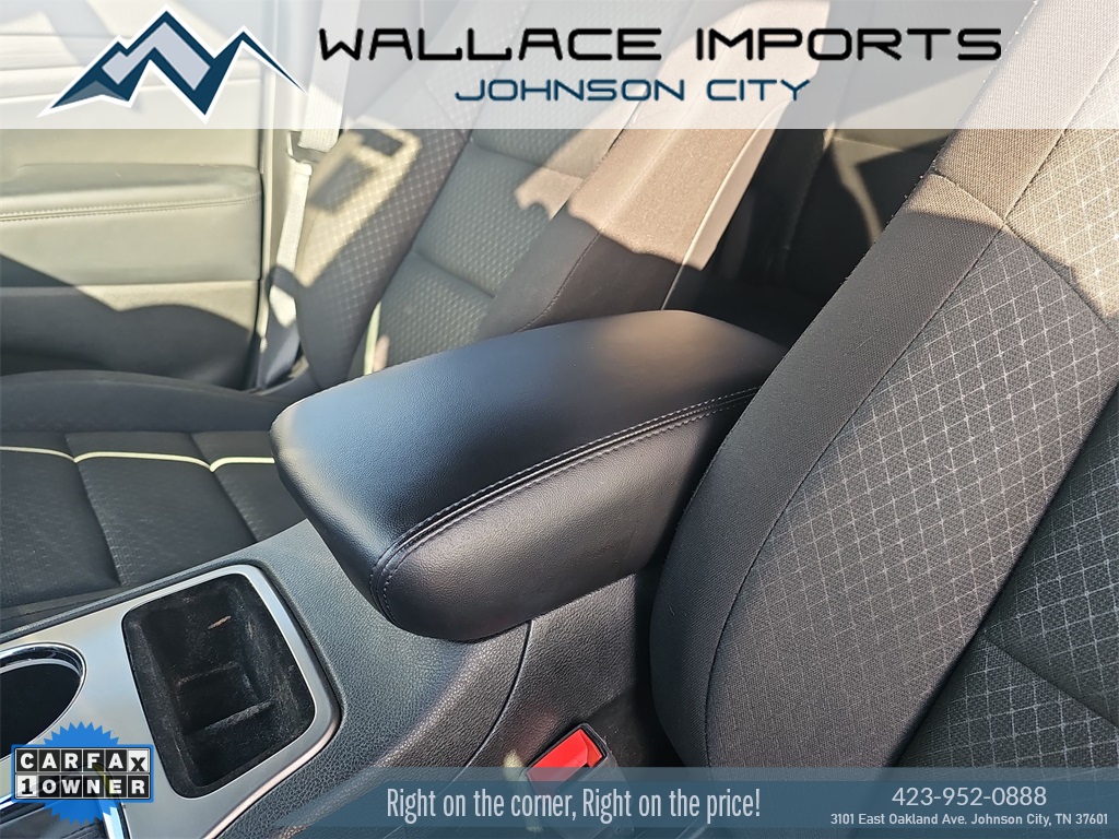 Vehicle image 39 of 45