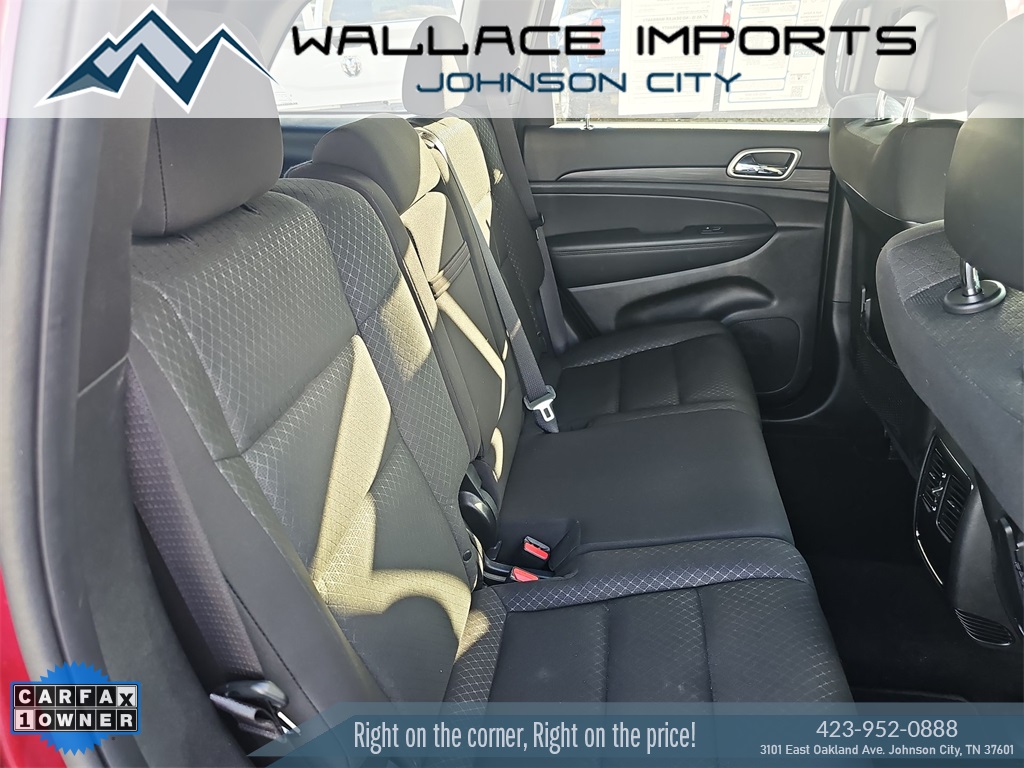 Vehicle image 28 of 45