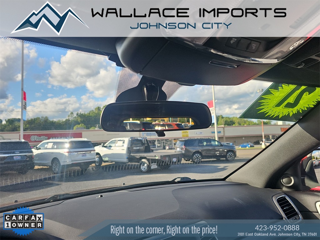 Vehicle image 36 of 45