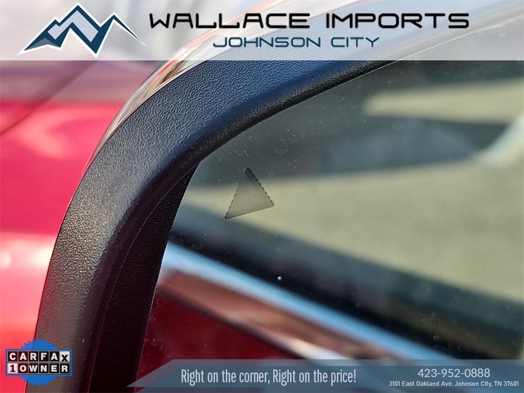 Vehicle image 23 of 45