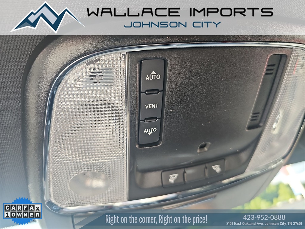 Vehicle image 12 of 45