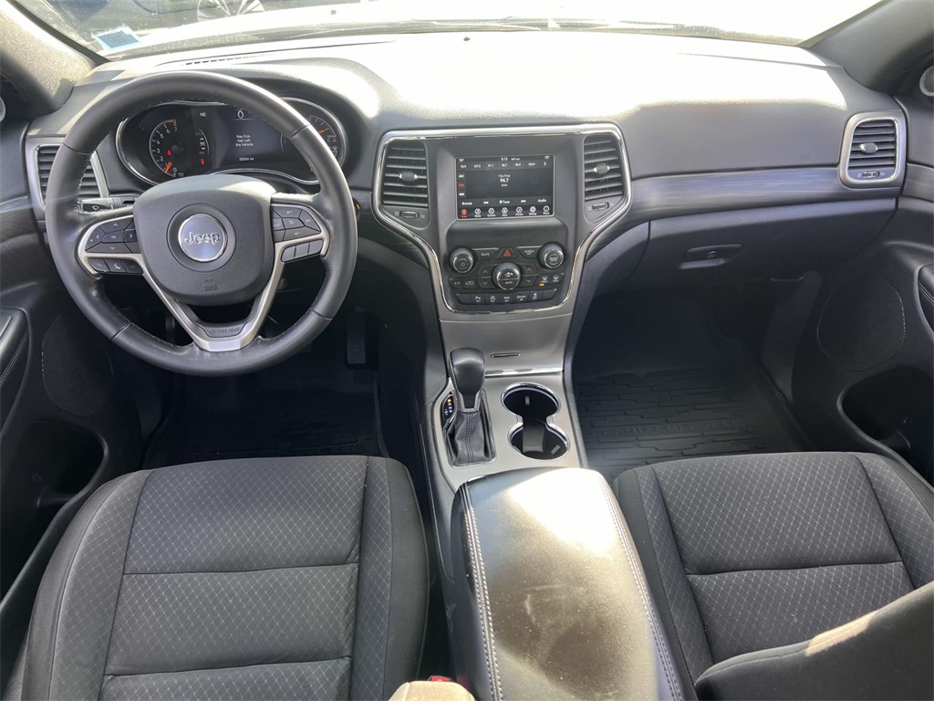 Vehicle image 13 of 31