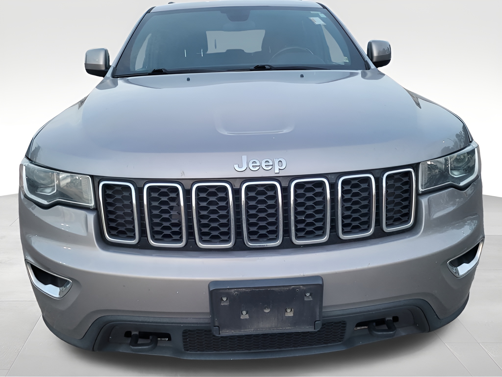 Vehicle image 18 of 23