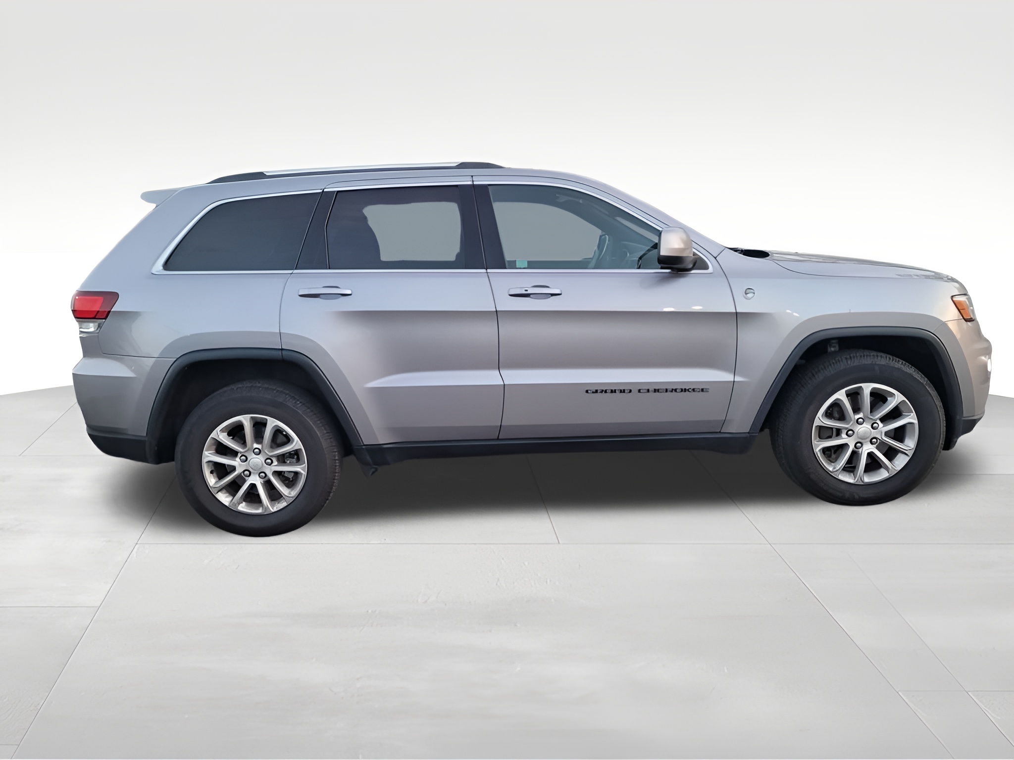 Vehicle image 20 of 23