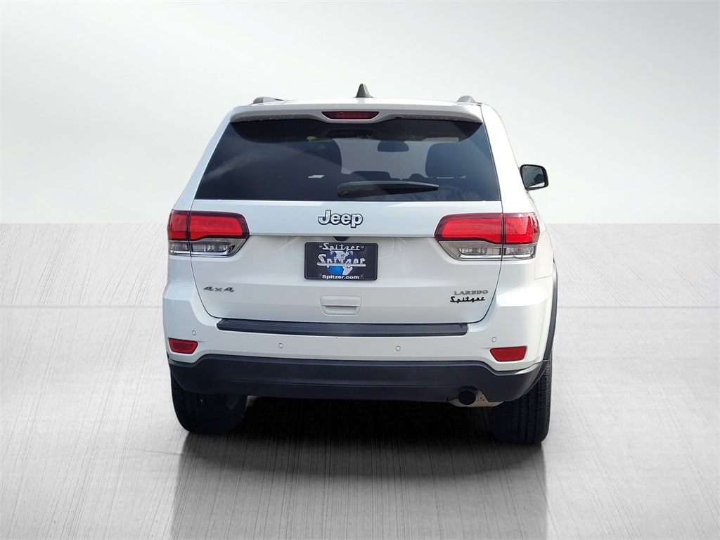 Vehicle image 7 of 34