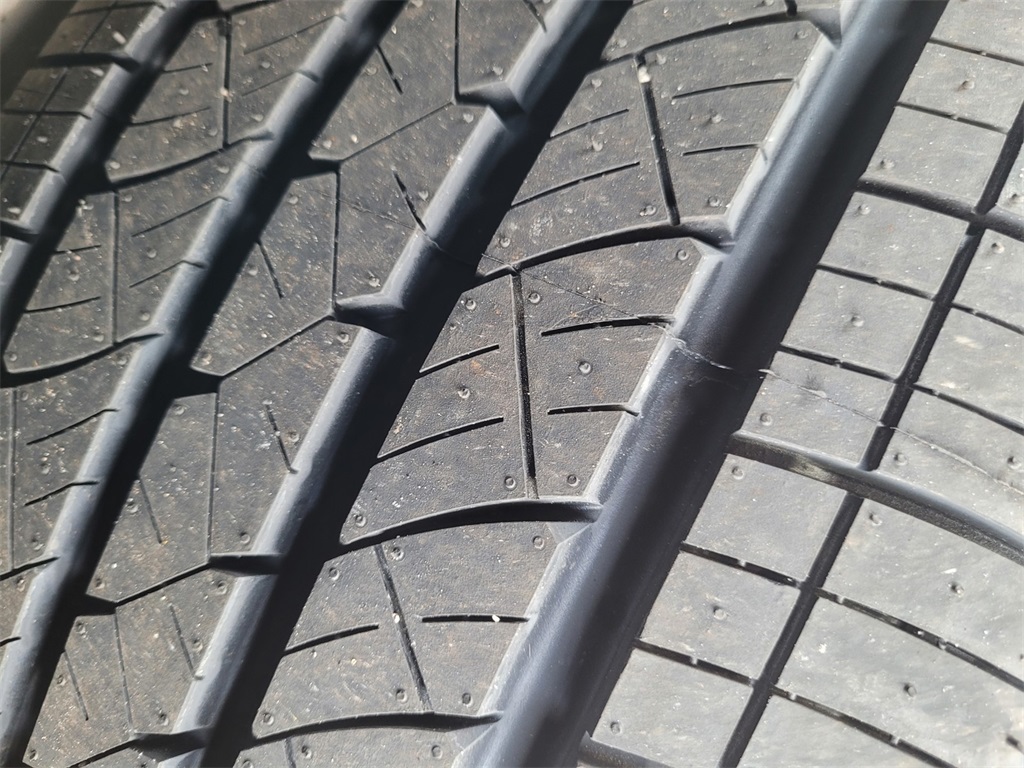Vehicle image 13 of 34