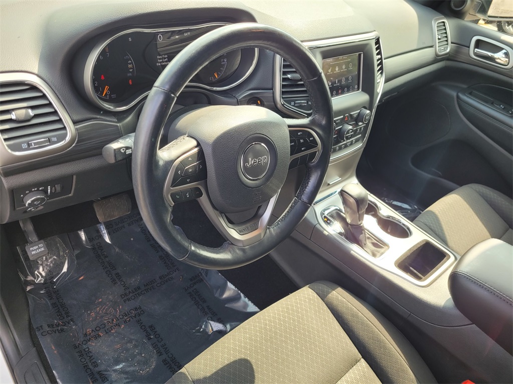 Vehicle image 14 of 34