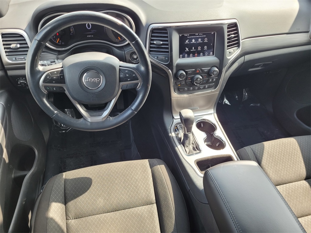 Vehicle image 31 of 34