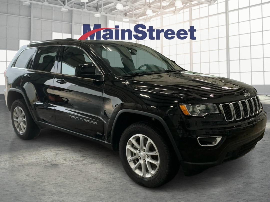 Vehicle image 4 of 32