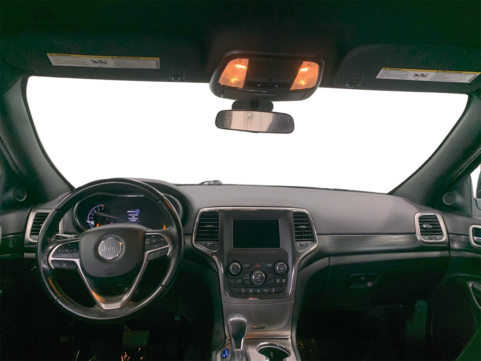 Vehicle image 15 of 32