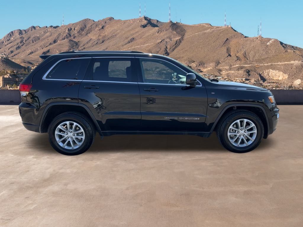Vehicle image 8 of 45