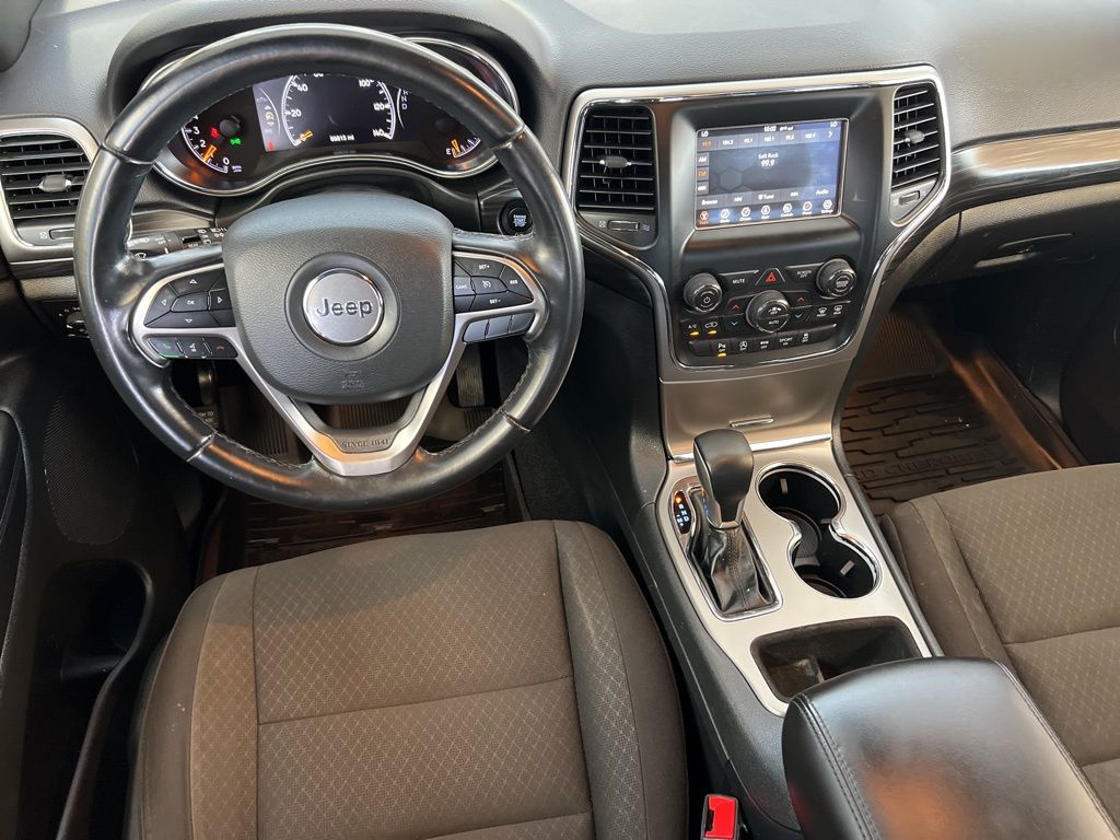 Vehicle image 42 of 45