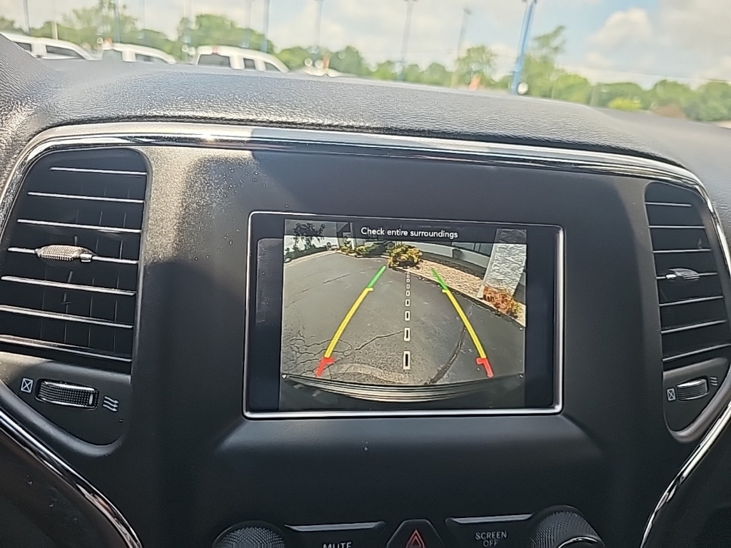 Vehicle image 20 of 26